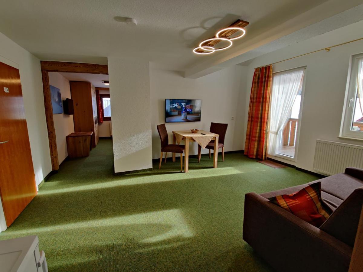 Cafe-Pension Feldbergblick Titisee-Neustadt Ngoại thất bức ảnh